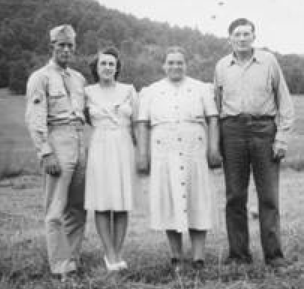 Lauren's great-great-grand-aunt and uncle (right), with their daughter and her husband.