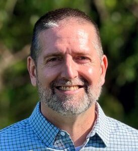 Derek Mueller : English Faculty