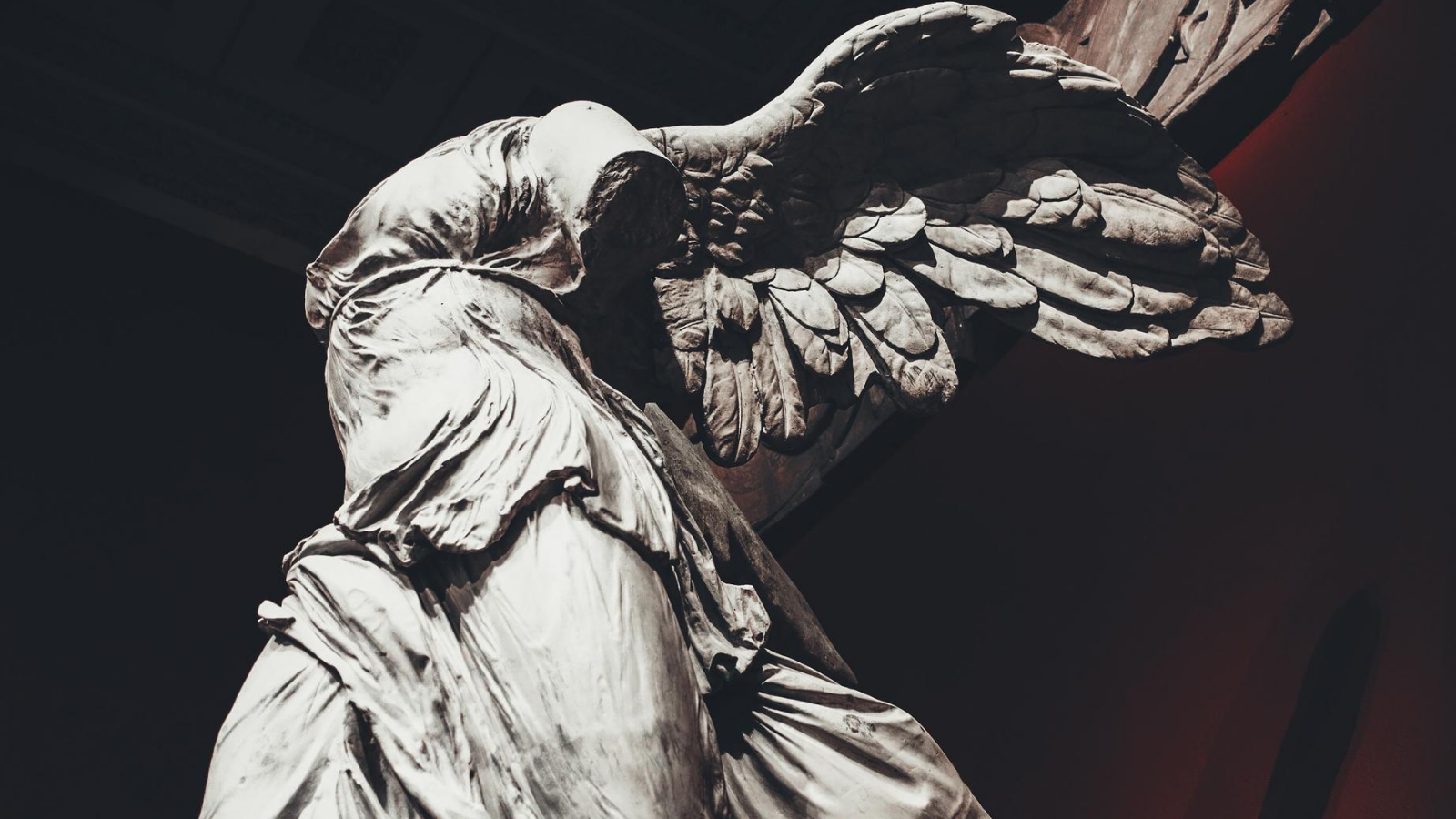 Winged Victory of – Michigan Quarterly Review