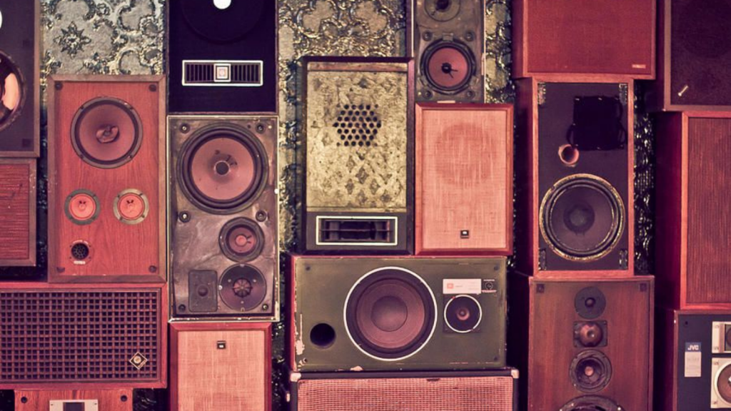 retro speakers