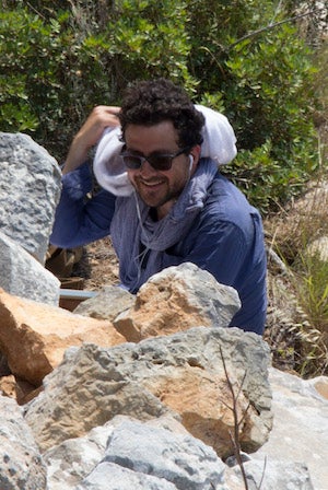 Felipe Rojas : Assistant Director